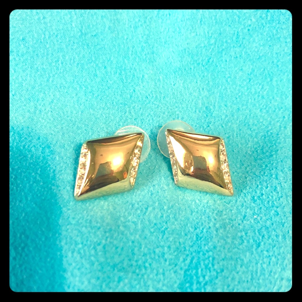 Nicer than the pic Earrings🤩